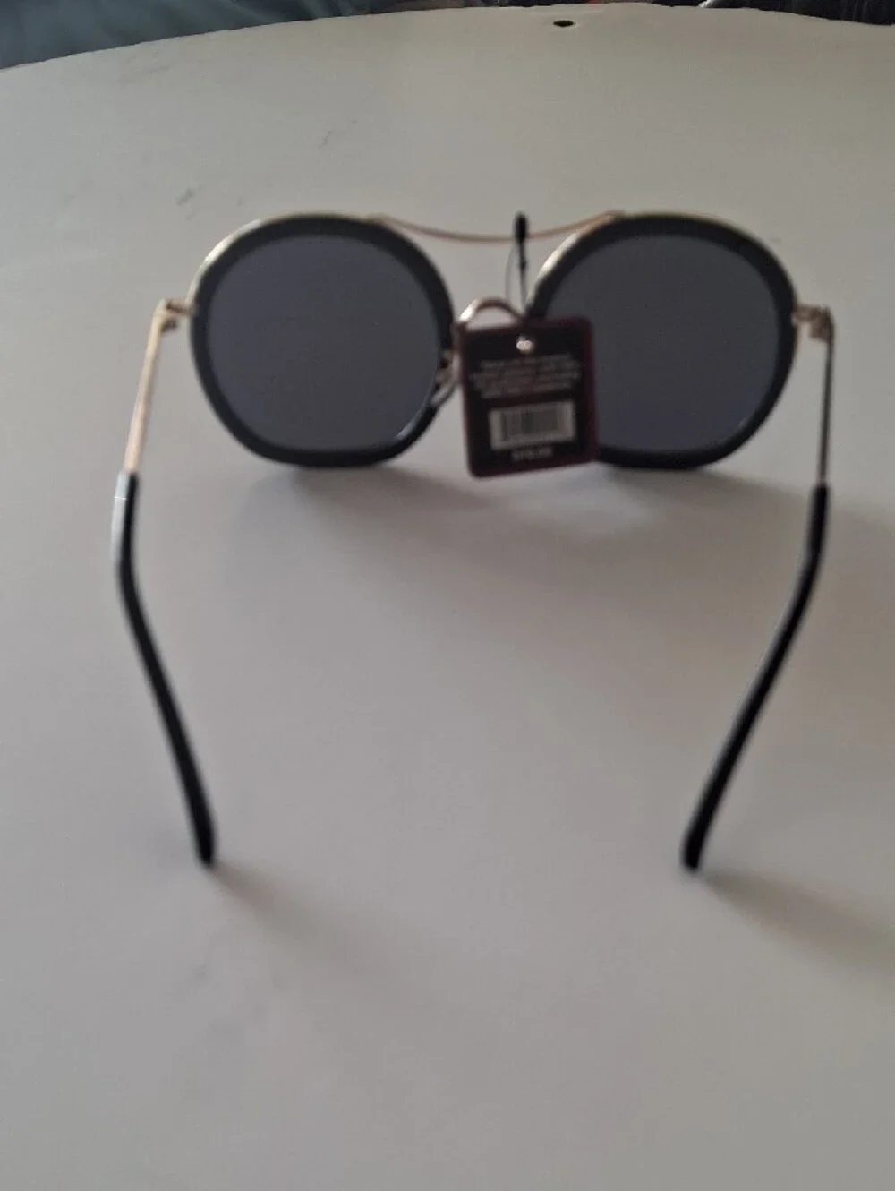Round Black & Gold Women's Sunglasses - Fashion Accessory